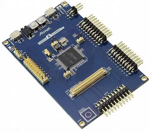 Microchip Technology ATSAM4L8-XSTK Kit di Avvio per la Valutazione del Microcontrollore
