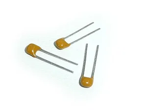 Condensateur céramique CC33NF50VM2 33nf 50V RM2.54