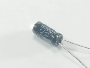 Electrochemical capacitor 4.7uF 63V