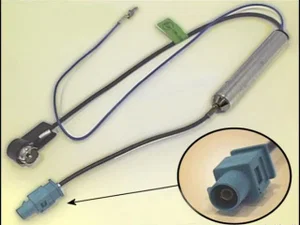 4carmedia ISO Antenneadapter VW Golf V Fantoomvoeding Fakra