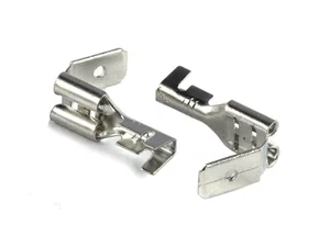 Div K16308102-SN Kabelschoenconnector, 6.3/0.8mm, +45° Hoek, 0.5-1.5mm² Draaddoorsnede, Vertind
