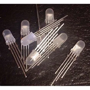 Kingbright LF-5WAEMBGMBW Green 5mm LED