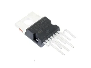 Stmicroelectronics TDA8138A 12V 8138A Régulateur de tension