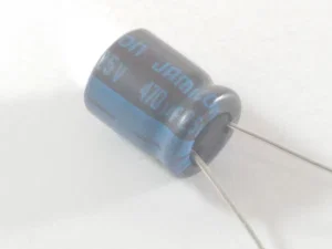 Jamicon TKR471M1EGBCM 470uF 25V Electrochemical capacitor